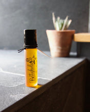 Load image into Gallery viewer, Secret Rollerball Wonder Oil Beauty Betty Hula