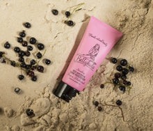 Load image into Gallery viewer, Rum and Blackcurrant Hand Cream Beauty Betty Hula 
